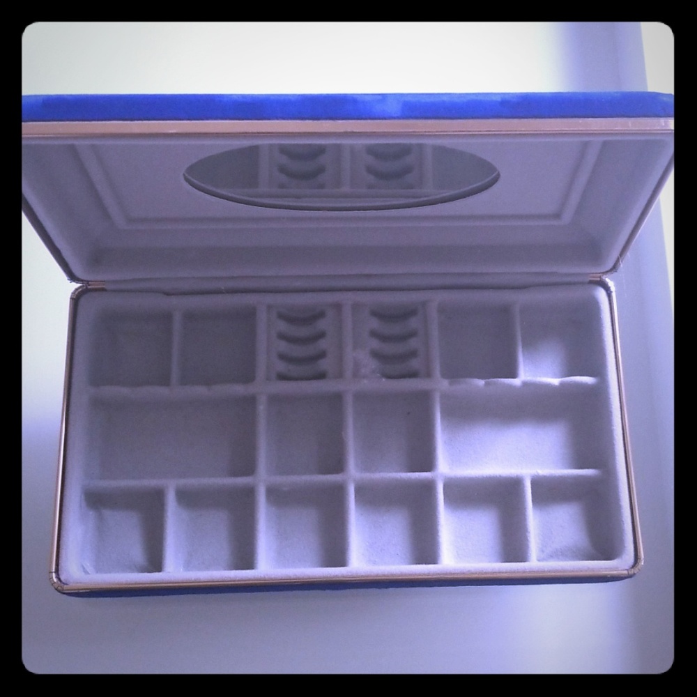 Blue Velvet Jewlery Case